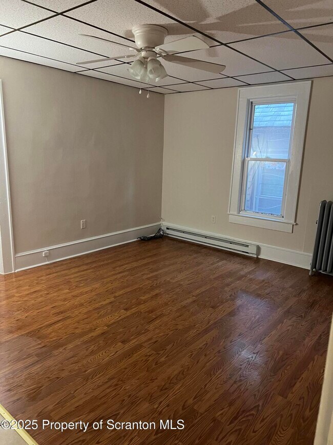 Foto del edificio - 1330 Pittston Ave