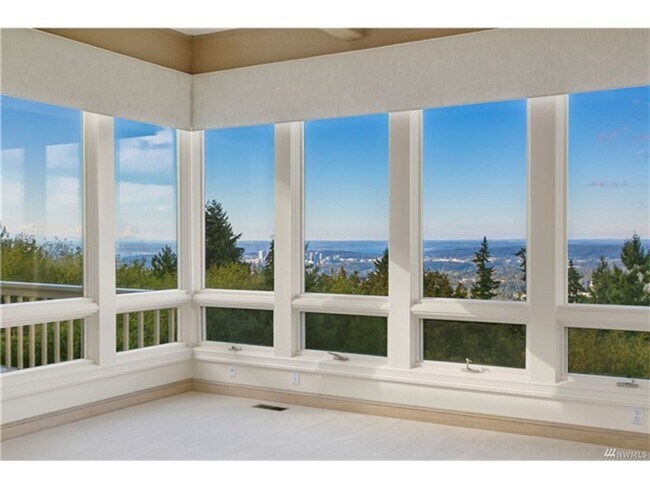 Foto del edificio - Bellevue Somerset Single Family House with View!!