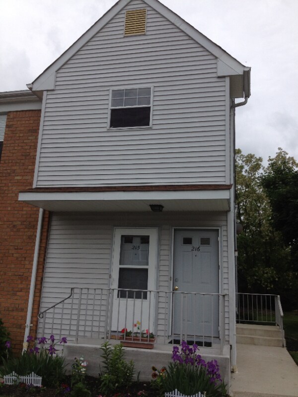 216 Sandstone Ct, Lumberton, NJ 08048 Condo for Rent in Lumberton, NJ