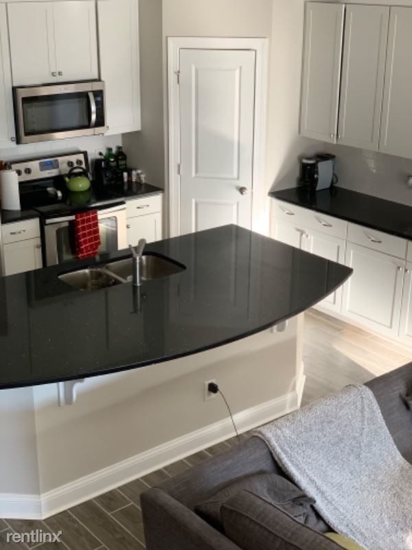Foto del edificio - 4 br, 3 bath House - 272 Mcqueen Dr