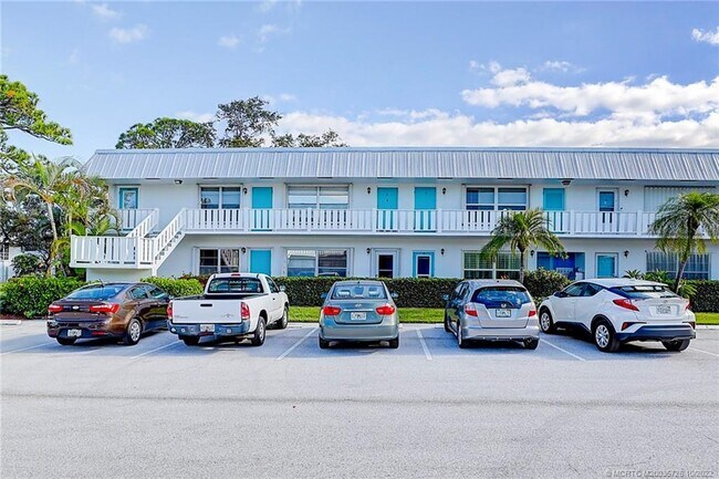 Building Photo - 2929 SE Ocean Blvd
