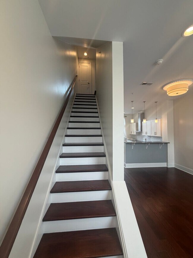 Building Photo - Luxury 3 Bedroom Condo in the Heart of Lawrenceville