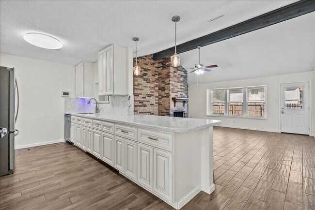 Foto del edificio - 3705 Misty Cove Ct