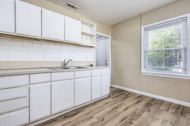 Building Photo - 17656 Toepfer Dr