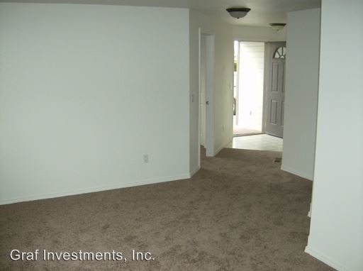 Foto del edificio - 600 Cherry Ln