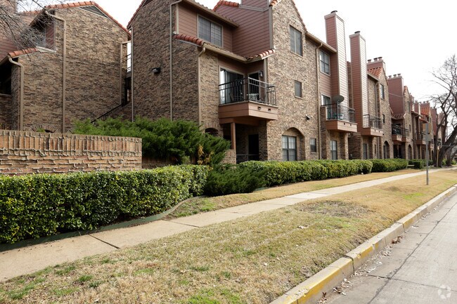 The Remington Apartments Dallas, TX