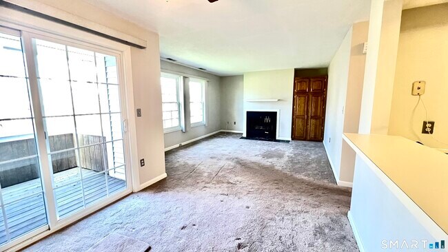 Foto del edificio - 605 Spring Meadow Rd