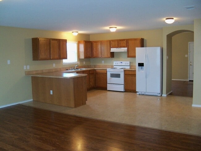 Building Photo - 3019 Melrose Dr