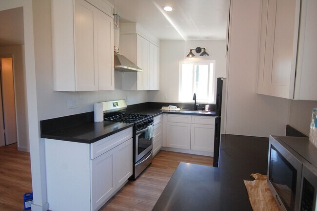 Foto del edificio - 234 W Marquita