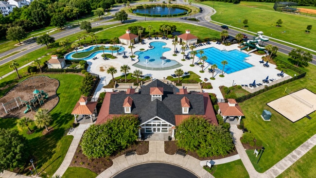 Building Photo - Waterside at Rice Hope
