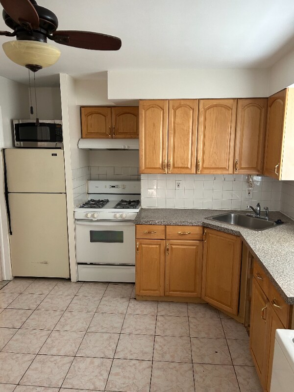 Foto del edificio - 2418 Old Welsh Rd