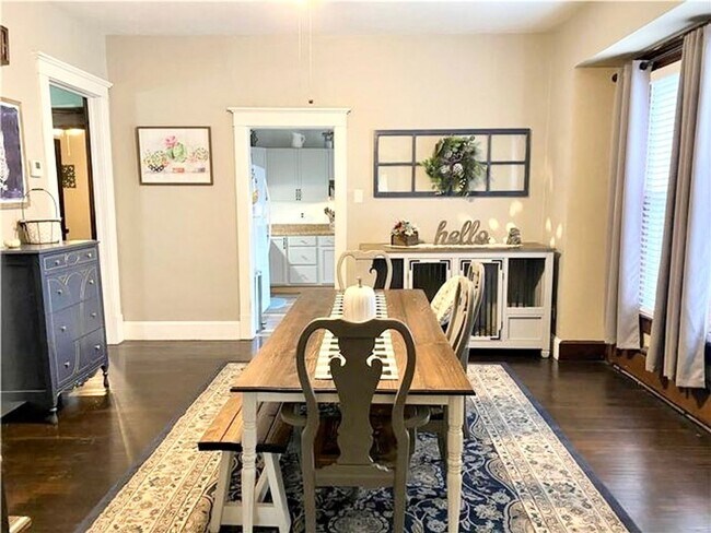 Foto del edificio - Charming 3-Bedroom Home on Terre Haute’s E...