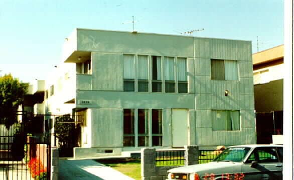 Building Photo - 2039 Chariton St