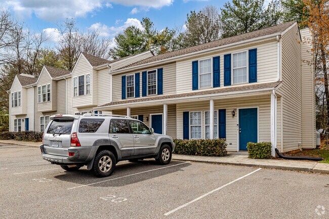 Foto del edificio - Del Ray Townhomes