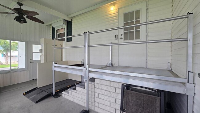 Foto del edificio - 39820 US Hwy 19 N