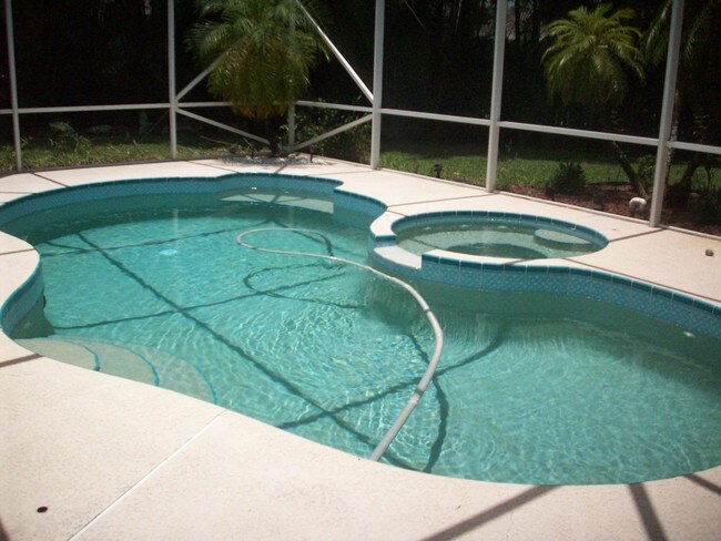 Foto del edificio - 5360 NW Nassau Ln