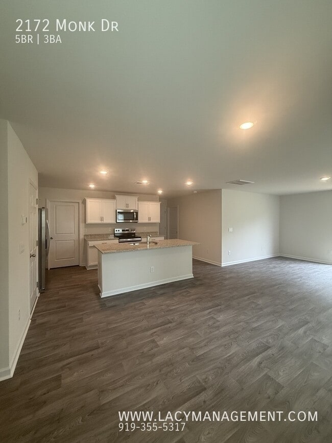 Building Photo - 2172 Monk Dr