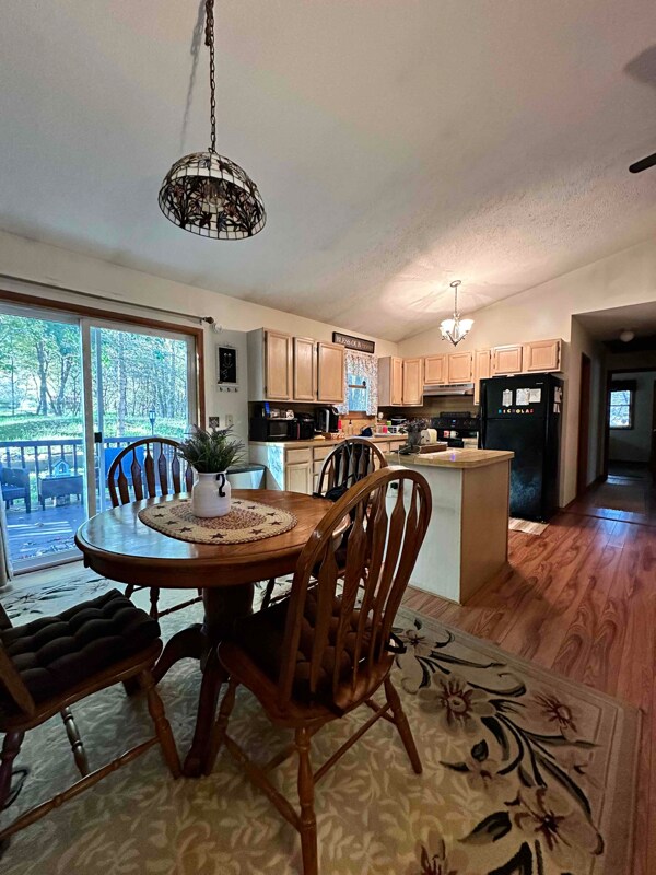 Foto del edificio - 616 Stony Mountain Rd