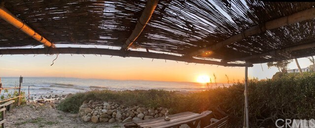 Foto del edificio - 2937 Padaro Ln