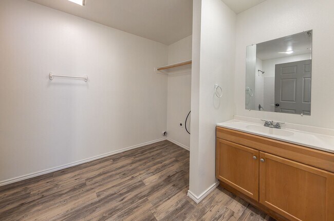 Foto del edificio - Spacious & Updated 3-Bedroom, 2-Bath Home ...