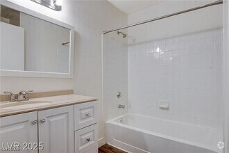 Building Photo - 7905 Idledale Ct