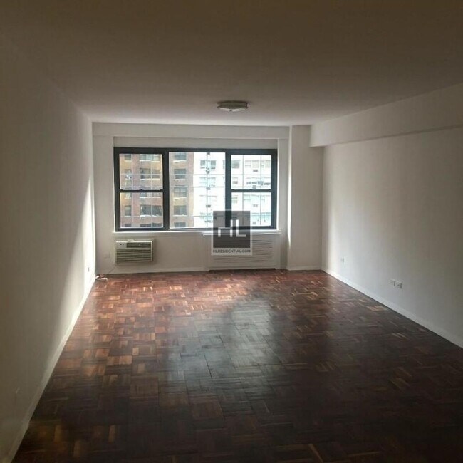 Building Photo - EAST 57 STREET