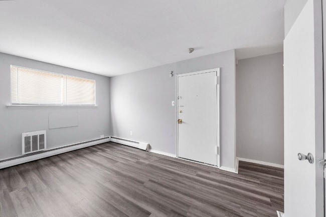 Foto del edificio - 7101 N 15th St