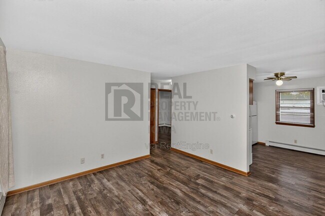 Foto del edificio - 310 E 5th St
