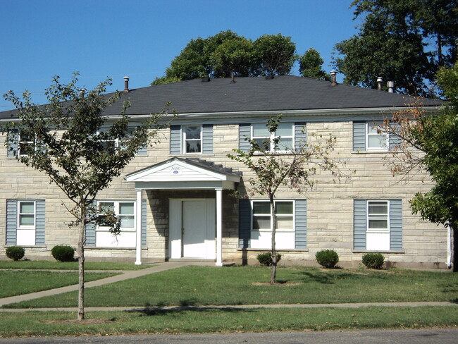 Foto del edificio - Partridge Pointe Apartments