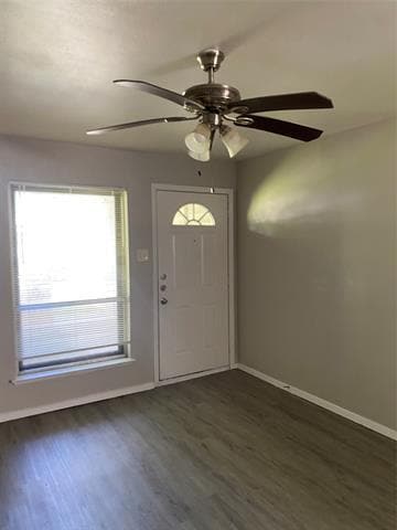 Foto del edificio - 7924 Silverdale Dr
