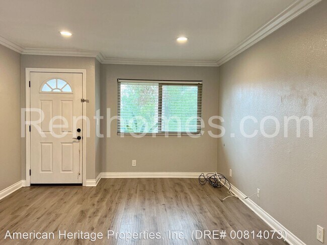 Building Photo - 2 br, 2 bath House - 1463-E N. Broadway