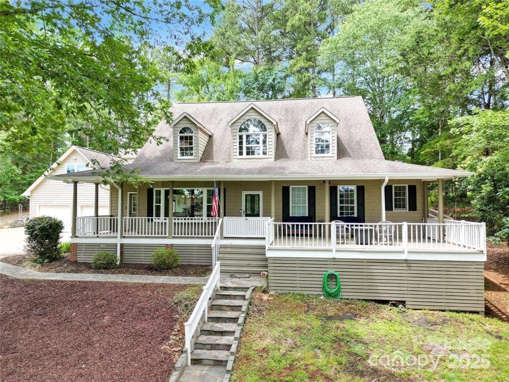 Foto principal - 832 Kemp Rd