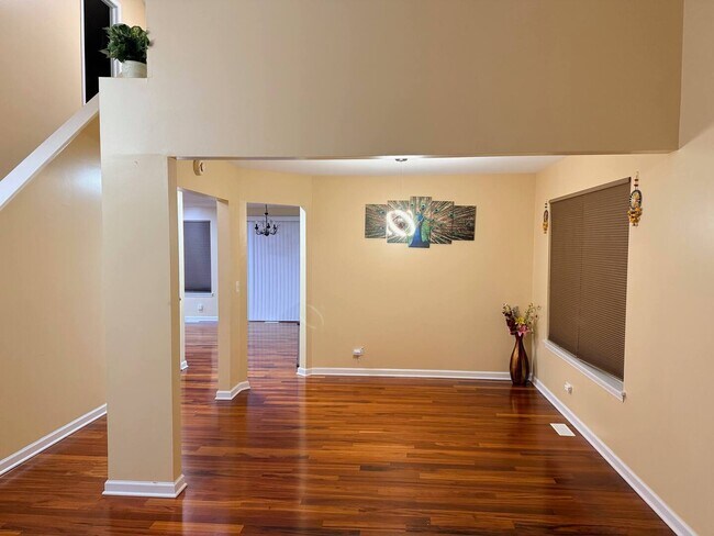 Building Photo - 3161 Hopewell Dr