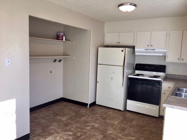 Building Photo - 6622 Knox Ct