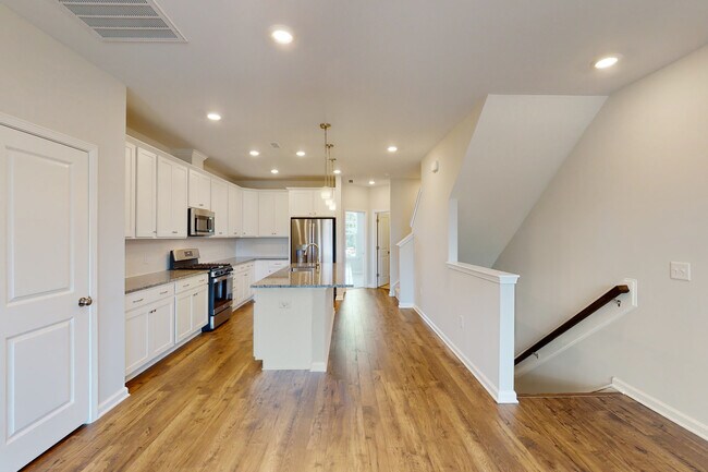 Building Photo - 3021 Worthy Way