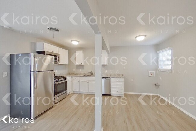 Foto del edificio - 4922 Parker St