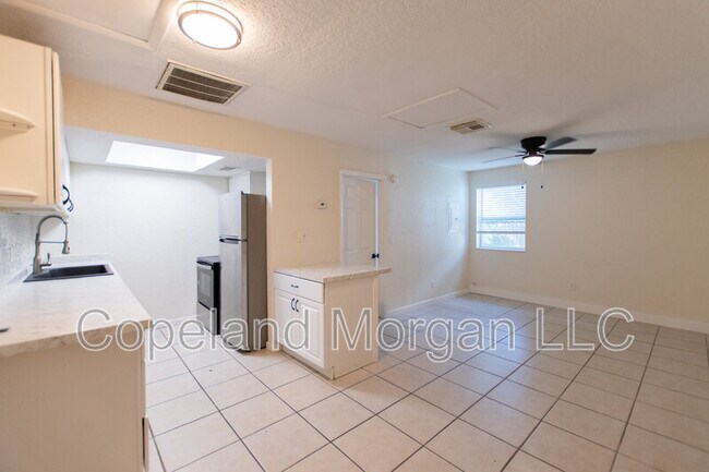 Foto del edificio - 1414 San Juan Ct
