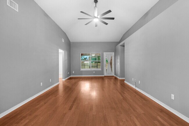 Building Photo - 9761 Leeward Way
