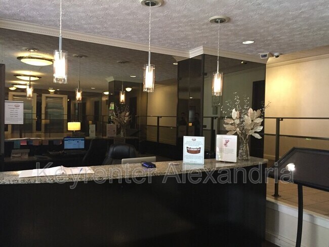 Foto del edificio - 1111 Arlington Blvd