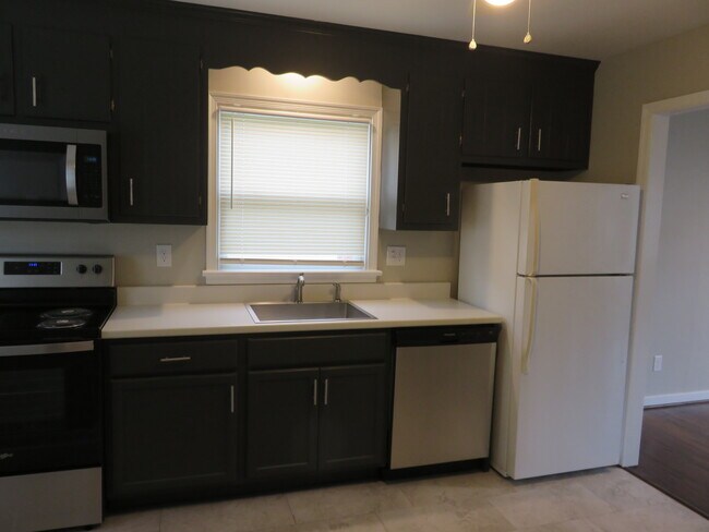 Foto del edificio - 213 N Juniper Ave