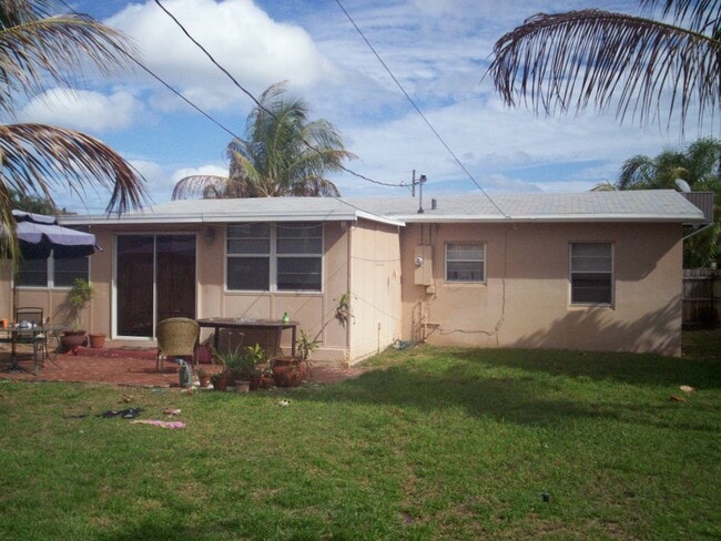 Foto del edificio - 1433 NE 17th Terrace