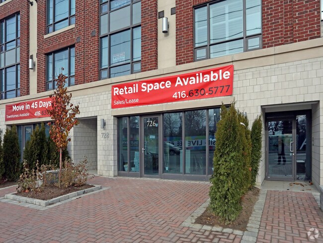 Building Photo - 724 Sheppard Ave W
