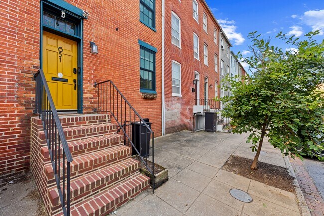Foto del edificio - 651 Portland St