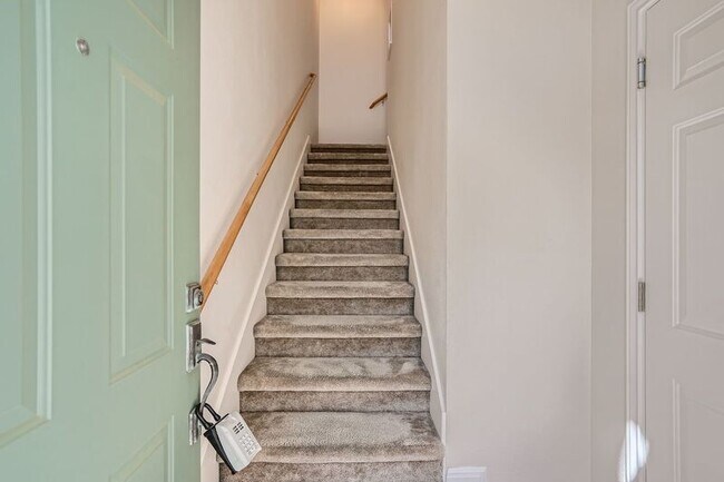 Foto del edificio - 7501 Shadowridge Run