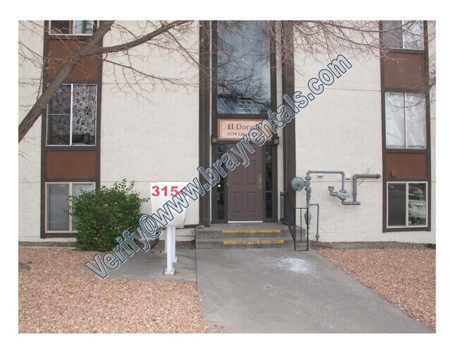 Building Photo - 3154 Lakeside Dr