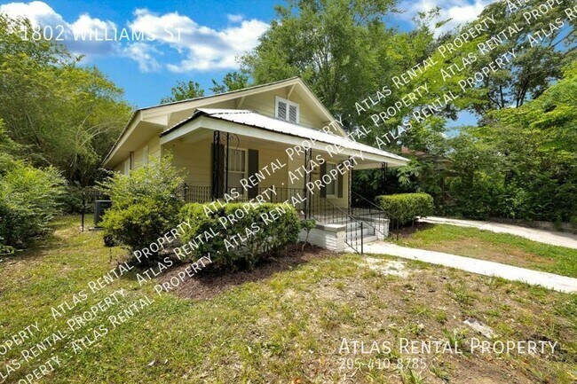 Foto del edificio - 1802 Williams St