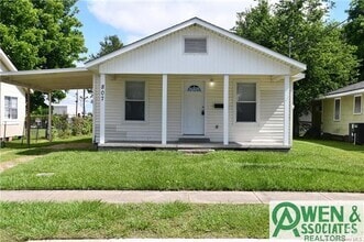 Building Photo - 807 Gulf St