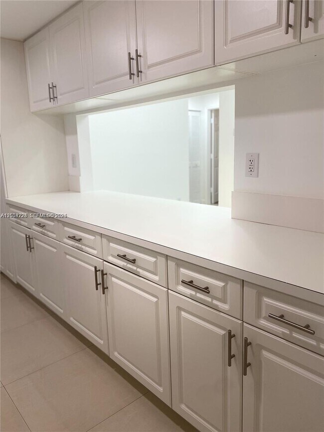 Foto del edificio - 9805 NW 52nd St