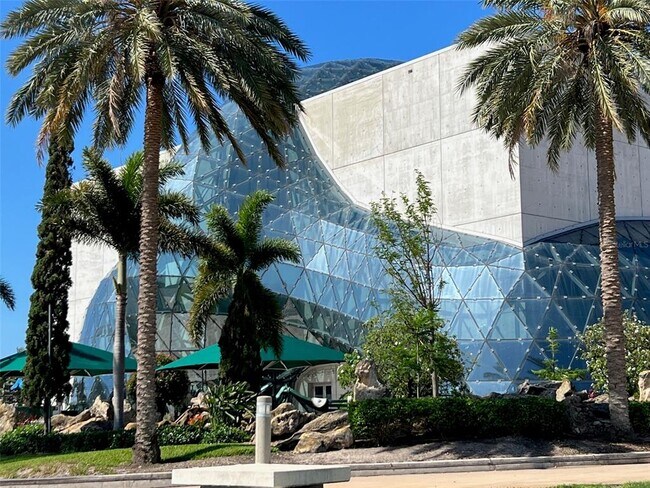 Foto del edificio - 1137 Highland St S