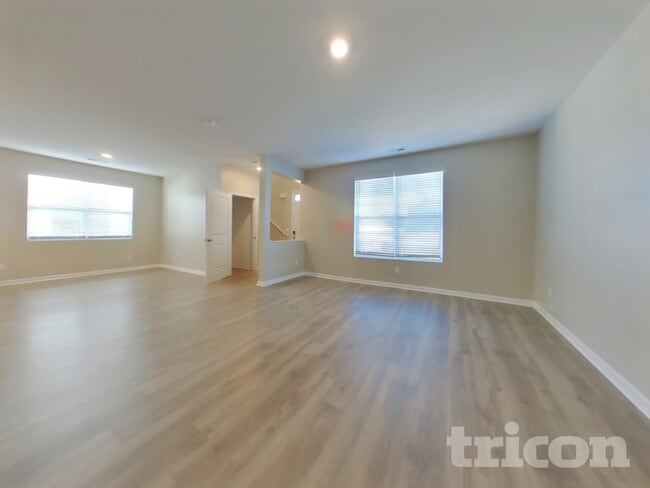 Foto del edificio - 1428 Ashfield Pl